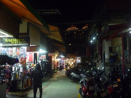 Zhongzhengtai Night Market